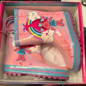 Used once Girls size 12 troll rain boots